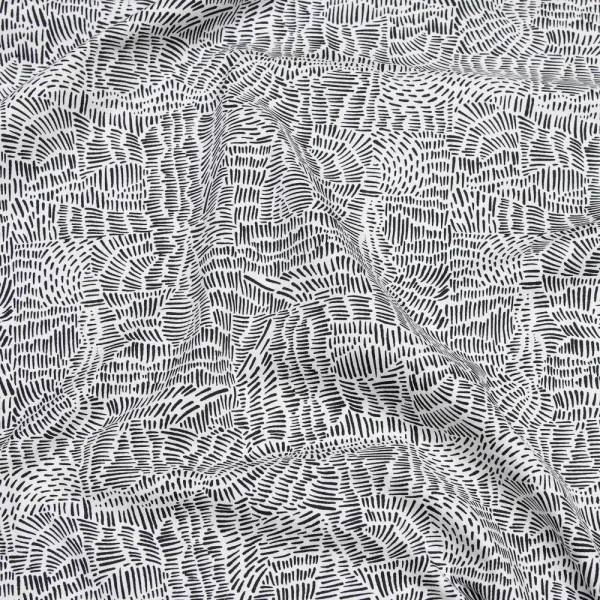 Baumwolle Kushukuru – schwarze Strichli auf weiss