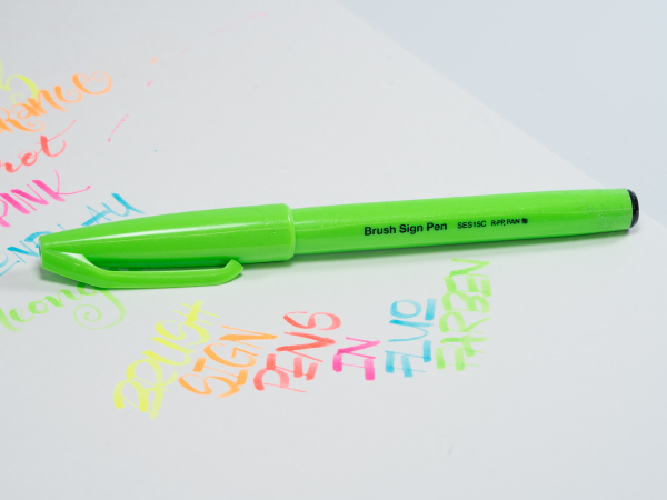 Pentel Brush Sign Pen Pinselstift Fluo Grün