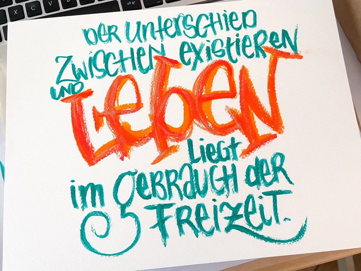 Handgeletterter Schriftzug Leben mit Brush Pens