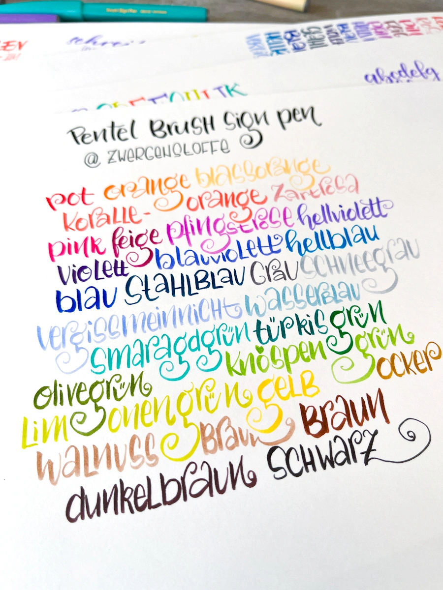 Brush Lettering mit Pentel Brush Sign Pens – verschiedene Schriftzüge